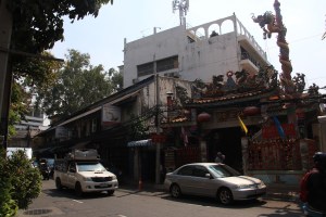 This temple is typical of the dozens of little Chinese-style temples throughout Bangkok.