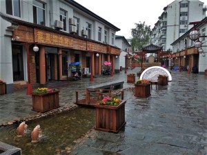 Ji'an pedestrian street.